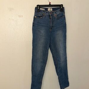 Universal Thread High Rise Blue Jeans